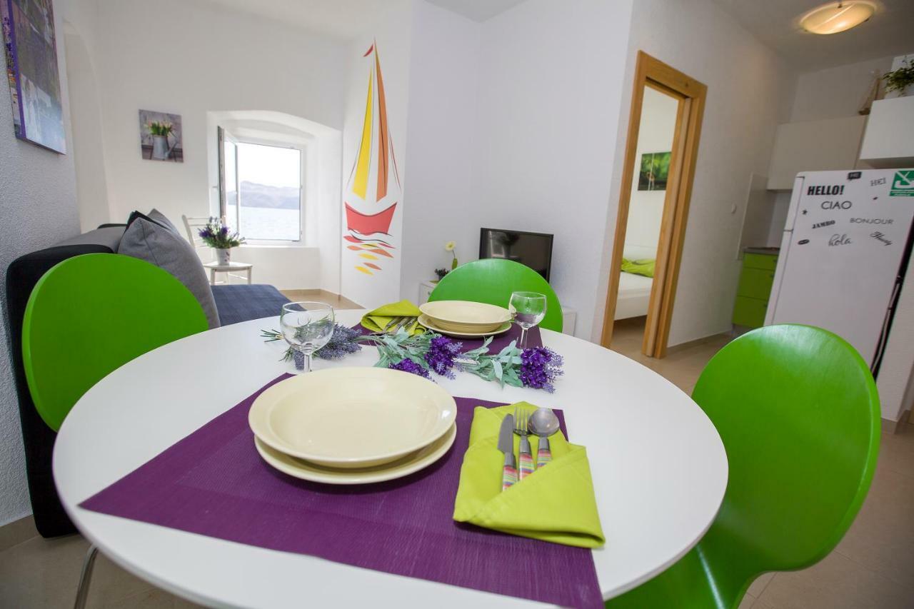 Apartmani Cindric Karlobag Zewnętrze zdjęcie