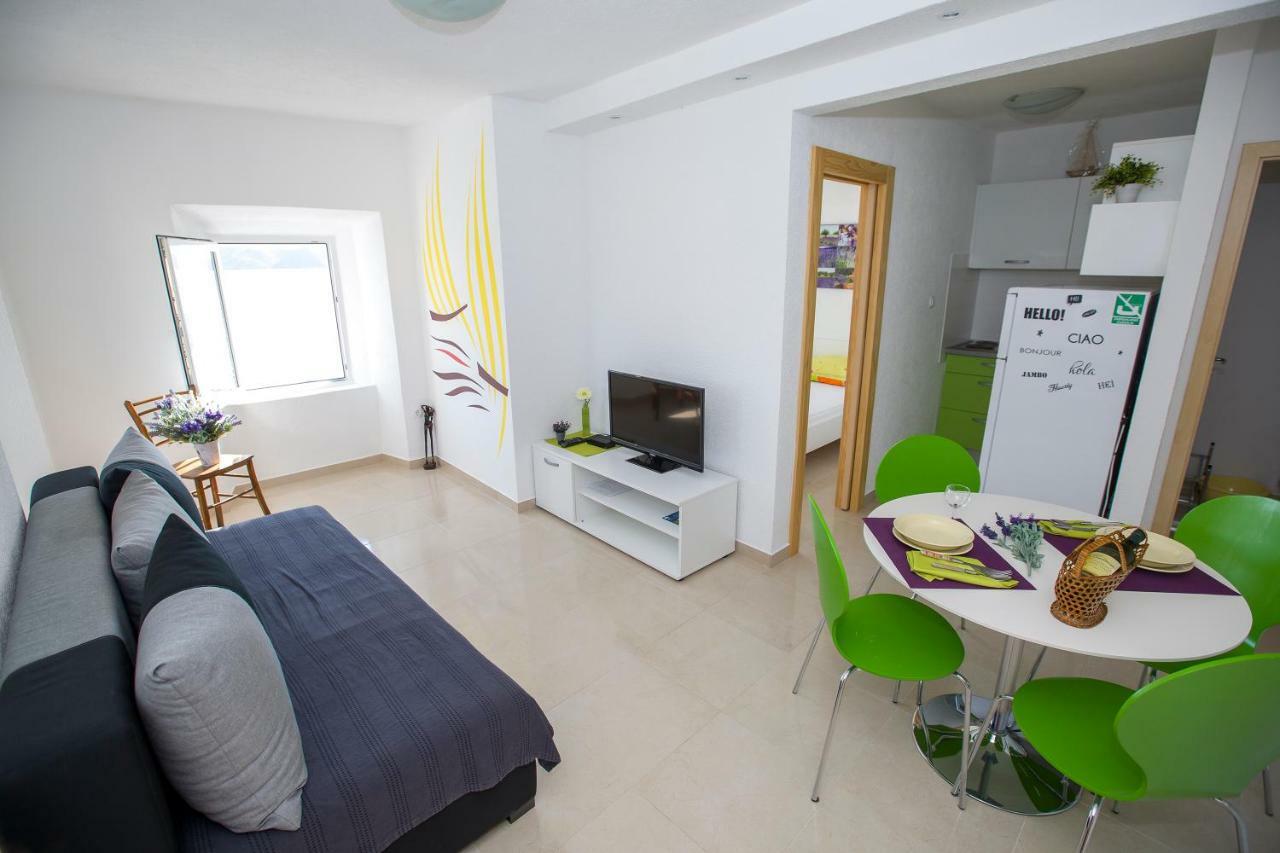 Apartmani Cindric Karlobag Zewnętrze zdjęcie